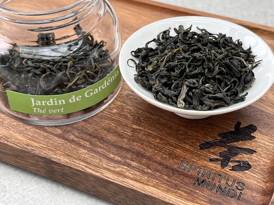 Jardin de Gardénia — Thé Vert 100g — La douceur florale, subtile et enveloppante du Gardénia.